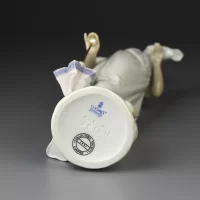 Винтажная фарфоровая статуэтка Испания Lladro 7611 Summer Stroll Девочка с зонтиком, птицей и кошкой
