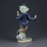 Винтажная фарфоровая статуэтка Клоун с цветком Lladro NAO Flower for my Lady