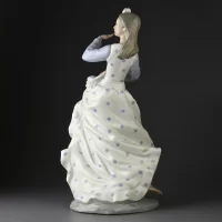 Винтажная фарфоровая статуэтка Испания Lladro NAO Gipsy Dancer Цыганская танцовщица