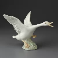Винтажная фарфоровая статуэтка Испания Lladro 1265 Duck Jumping Утка