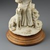 Винтажная фарфоровая статуэтка Capodimonte Дама с цветочной корзиной и собакой