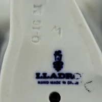 Винтажная фарфоровая статуэтка Девочка в ночной рубашке со свечой Lladro 4868 Girl with Candle