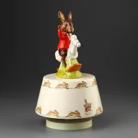 Винтажная музыкальная фигурка Royal Doulton Bunnykins Кролик на лошади качалке