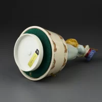 Винтажная музыкальная фарфоровая статуэтка Англия Royal Doulton Bunnykins Easter Parade Пасхальный парад Крольчиха с корзинкой