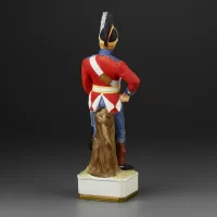 Винтажная фарфоровая статуэтка Офицер Лейб-гвардия Officer Life Guards 1815 Enesco Maruri Masterpiece