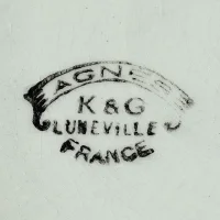 Антикварное керамическое кашпо с цветочным декором Luneville K & G Agnes