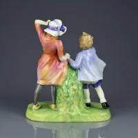 Винтажная фарфоровая статуэтка Дети Мильный камень Англия Royal Doulton HN3297 Milestone