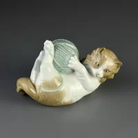 Винтажная фарфоровая статуэтка Кошка играет с клубком Lladro NAO Cat Playing