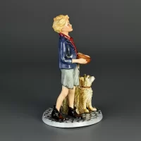 Винтажная фарфоровая статуэтка Англия Royal Doulton 3302 Please Sir Оливер Твист Чарльз Диккенс