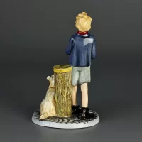 Винтажная фарфоровая статуэтка Англия Royal Doulton 3302 Please Sir Оливер Твист Чарльз Диккенс