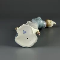 Винтажная фарфоровая статуэтка в стиле ар-деко Испания Lladro 5789 The Flirt Флирт
