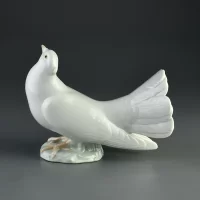 Винтажная фарфоровая статуэтка Голубь Lladro 1015 Dove