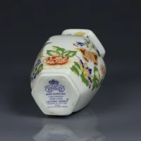 Винтажная миниатюрная вазочка с цветочным орнаментом Aynsley Cottage Garden