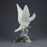Винтажная фарфоровая статуэтка горлицы Lladro 4550 Turtle Dove