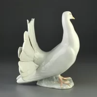 Винтажная фарфоровая статуэтка Испания Lladro 1016 Dove Голубь