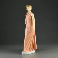 Винтажная фарфоровая статуэтка Дама Девушка Lladro NAO Flirtatious