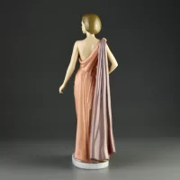 Винтажная фарфоровая статуэтка Дама Девушка Lladro NAO Flirtatious