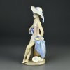 Винтажная фарфоровая статуэтка Испания Lladro 5219 Summer Девочка с мячом