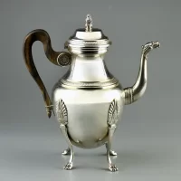 Антикварный французский кофейник