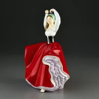 Винтажная фарфоровая статуэтка Англия Royal Doulton 4779 Karen Танцующая девушка