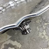 Винтажный поднос на ножках с серебряным покрытием Leonard Silver Manufacturing Company