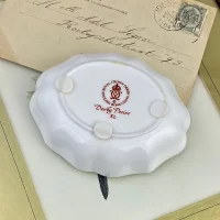 Винтажная фарфоровая розетка тарелочка Англия Royal Crown Derby Posies 1977 год