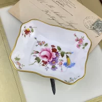 Винтажная фарфоровая розетка тарелочка Англия Royal Crown Derby Posies 1974 год