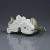 Винтажная фарфоровая статуэтка насторожившегося кота с поднятым хвостом Lladro 5112 Attentive Cat