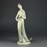 Винтажная фарфоровая статуэтка Испания Клоун Lladro 8055 Romantic Clown