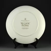 Тарелка винтажная декоративная настенная Фарфор Англия Цветы Октябрь Franklin Porcelain Wedgwood Flowers of October