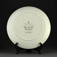 Тарелка винтажная декоративная настенная Фарфор Англия Цветы Июль Franklin Porcelain Wedgwood Flowers of July