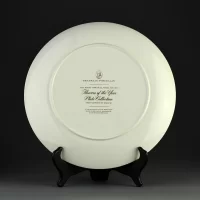 Тарелка винтажная декоративная настенная Фарфор Англия Цветы Март Franklin Porcelain Wedgwood Flowers of March