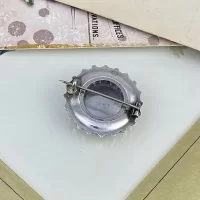 Антикварная английская брошь 19 века