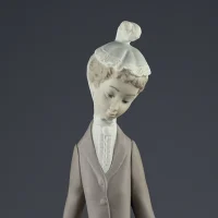 Винтажная фарфоровая статуэтка Дама с зонтиком и собачкой Испания Lladro 4761 Dama del Bulevar