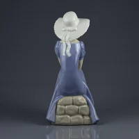 Винтажная фарфоровая статуэтка Девушка в соломенной шляпке Lladro NAO 229 La Pamela Girl With Straw Hat
