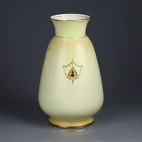 Антикварная английская ваза Crown Devon S Fielding & Co Pendant