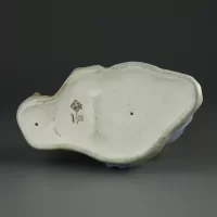 Винтажная фарфоровая статуэтка Девушка в шляпке с голубем Испания Lladro NAO Caressing the Dove