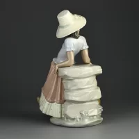 Винтажная фарфоровая статуэтка Темнокожая девочка Испания Lladro 5158 Steppin Time