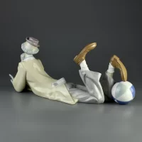 Винтажная фарфоровая статуэтка Испания Клоун с мячом Lladro 4618 Clown with Ball