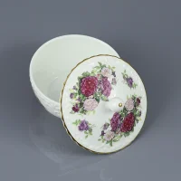 Винтажная фарфоровая пудреница-шкатулка Розы Англия Coalport Garden of the Rose Powder Bowl
