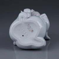 Винтажная фарфоровая статуэтка Слониха с бабочкой Lladro NAO 1453 Don’t Tell Anybody