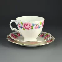 Винтажное английское чайное трио Фарфор Англия Royal Stuart Stevenson & Co