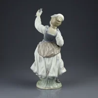 Винтажная фарфоровая статуэтка Девочка и воробей Lladro 4758 Girl and Sparrow