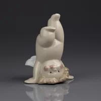 Винтажная фарфоровая статуэтка Ангелочек на голове Кувырком NAO Lladro 5028 Topsy Turvey Cheeky Cherub