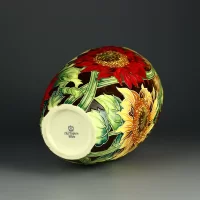 Винтажная английская ваза с цветочным орнаментом Old Tupton Ware