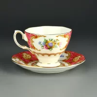 Винтажная английская чайная кофейная пара Royal Albert Lady Carlyle