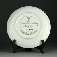 Тарелка винтажная декоративная настенная Фарфор Англия Цветы Розы Franklin Mint Princesse de Monaco Rose Plate
