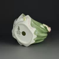 Винтажная фарфоровая статуэтка Дама в зелёном платье Англия Royal Doulton 2234 Michele