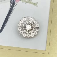 Винтажная ажурная брошь с парижского блошиного рынка