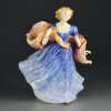 Винтажная фарфоровая статуэтка Англия Royal Doulton 3313 Morning Breeze Дама в синем платье
